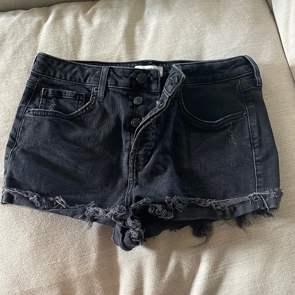 Distressed Black High Rise Shorts F21
